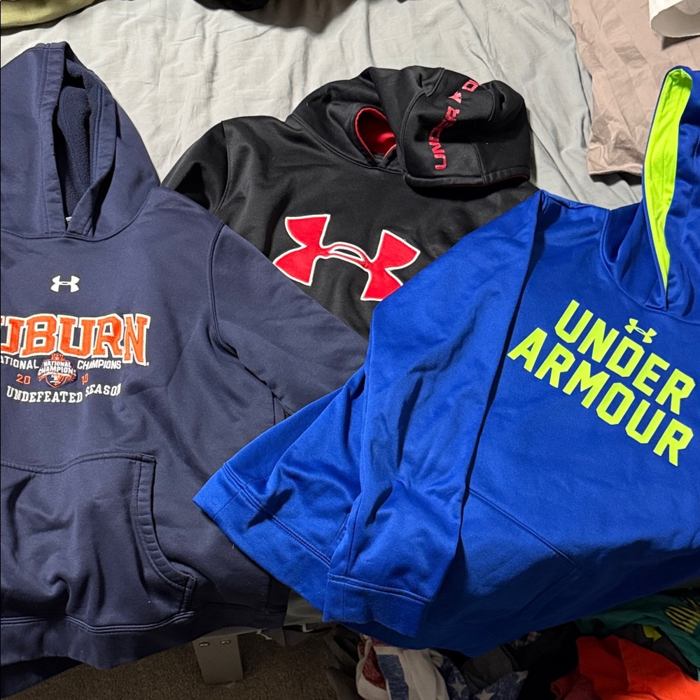 Under Armour Kids' Hoodies - Navy, Black, and blue. Lot boys sweatshirts hooded
